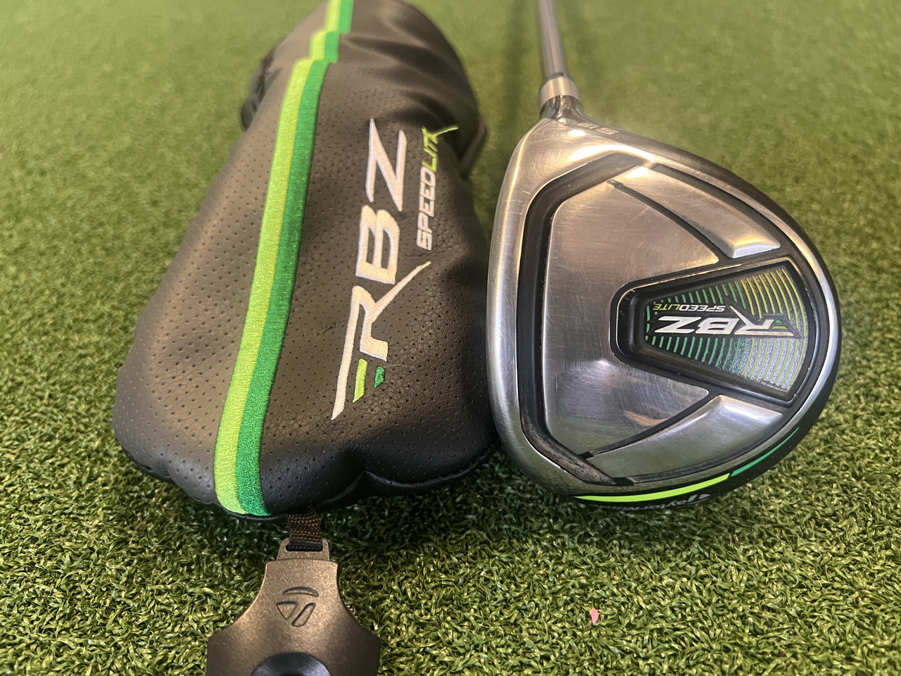 TaylorMade RBZ Speedlite 19° 5 Wood With Headcover