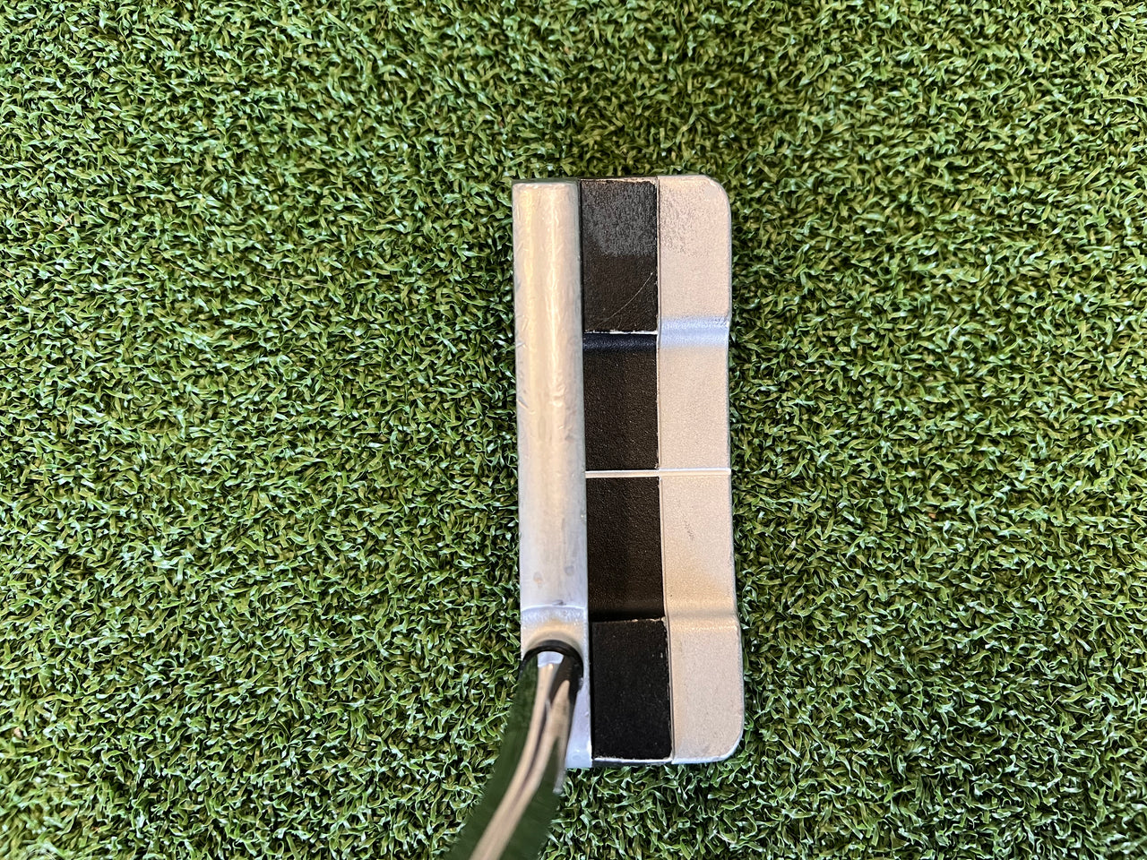 Odyssey Works Versa Tank 1W 34" Putter