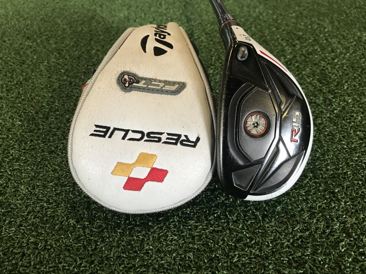 TaylorMade R15 24° 5 Hybrid With Headcover