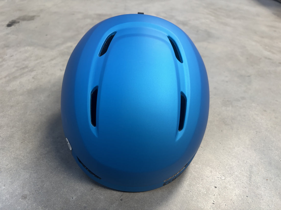 *New* Giro Spur Ski/Snowboard Helmet