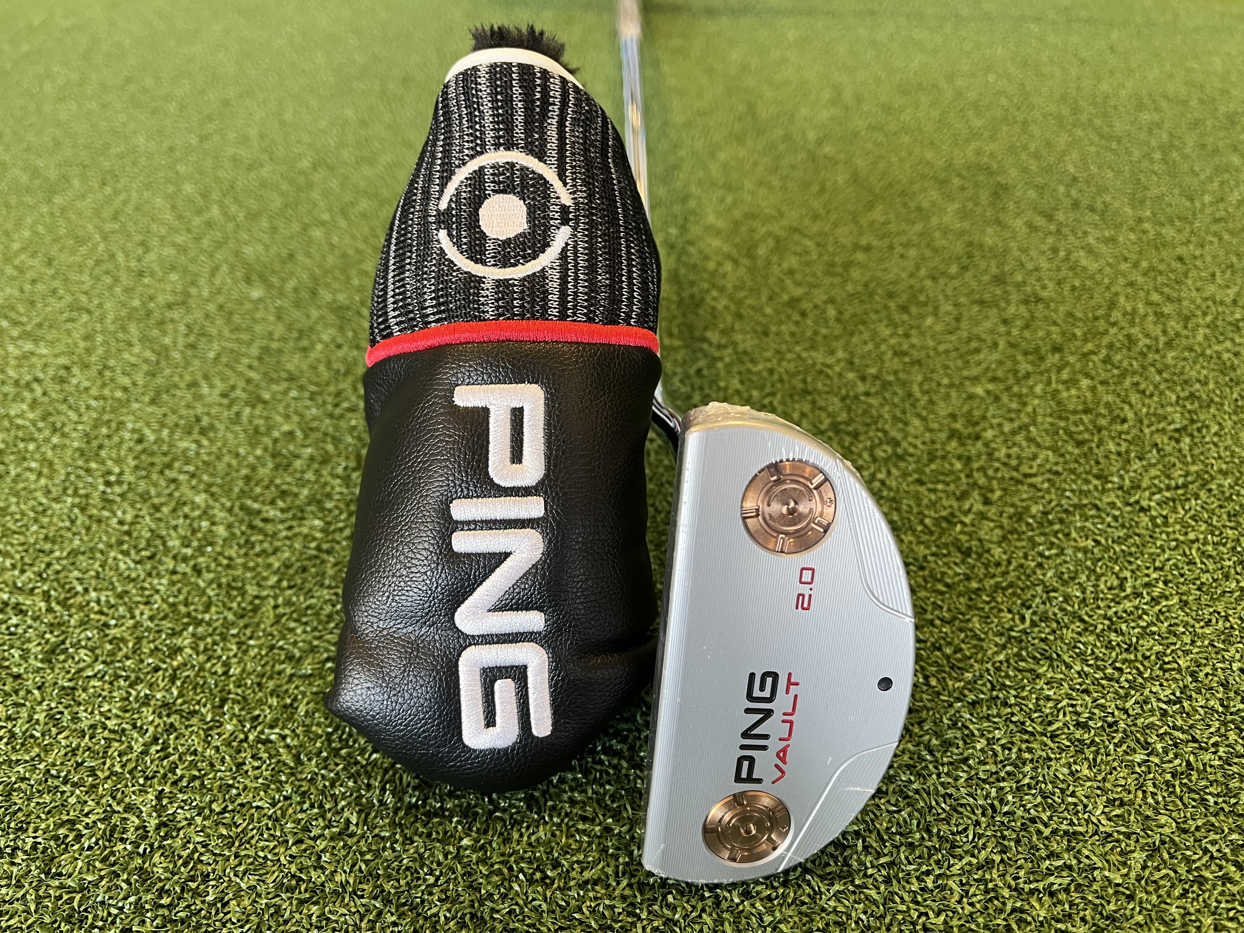 New* 2018 Ping Vault 2.0 Piper 33 Putter With Headcover | Putter