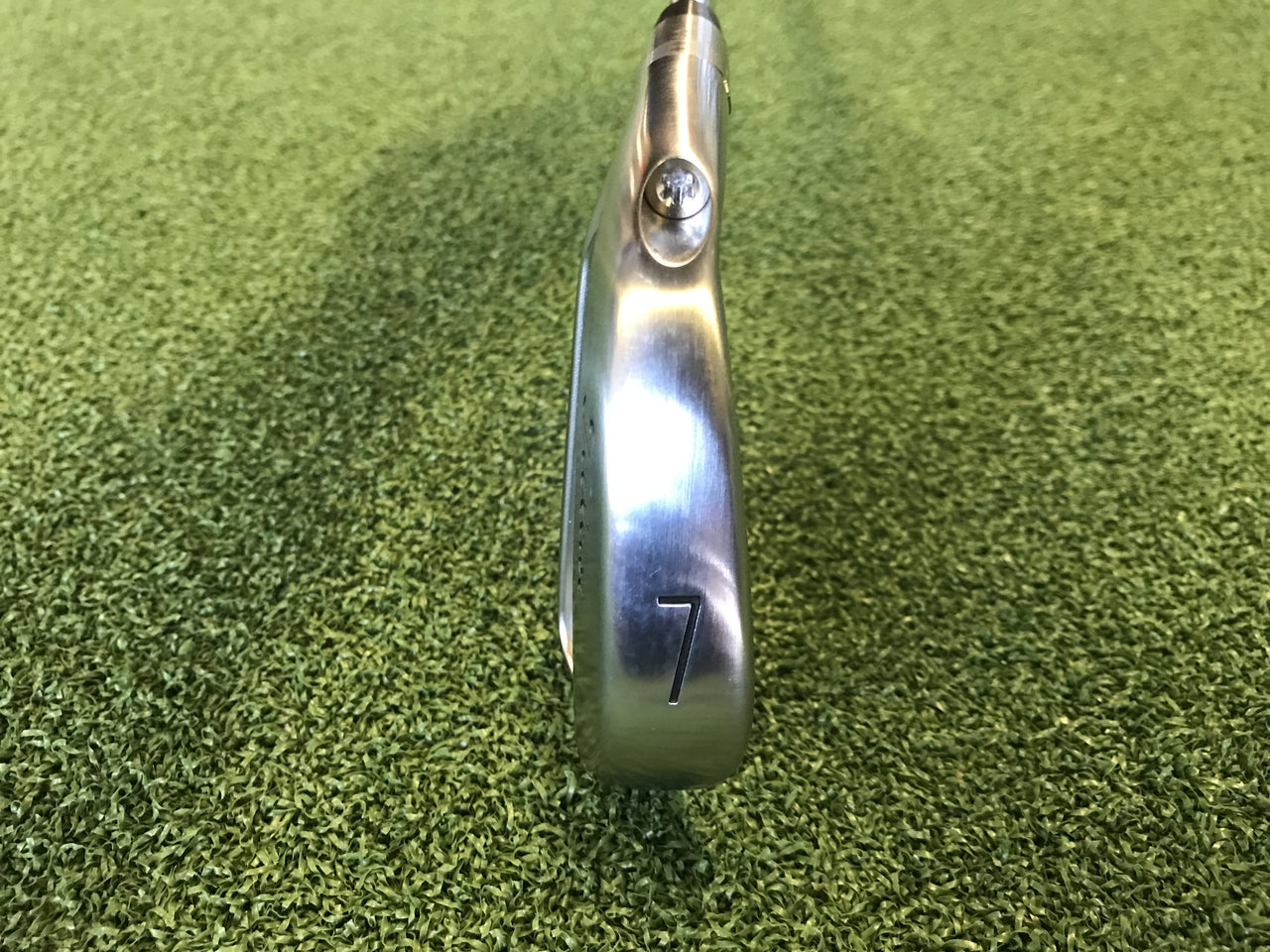 Titleist T100 +1" Left Handed 7 Iron *Excellent Condition*