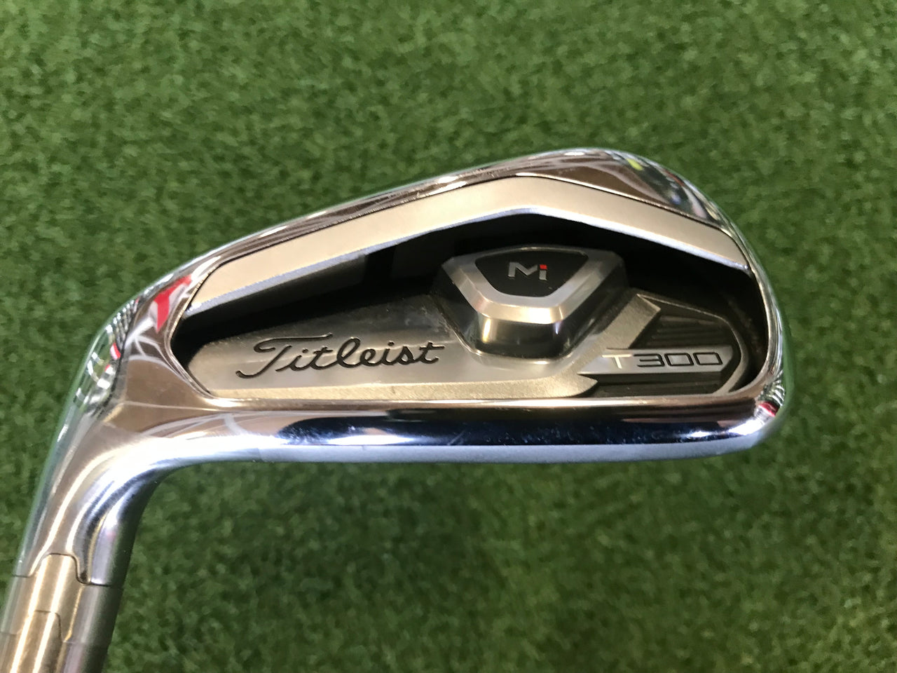 2021 Titleist T300 Left Handed 7 Iron *Excellent Condition*