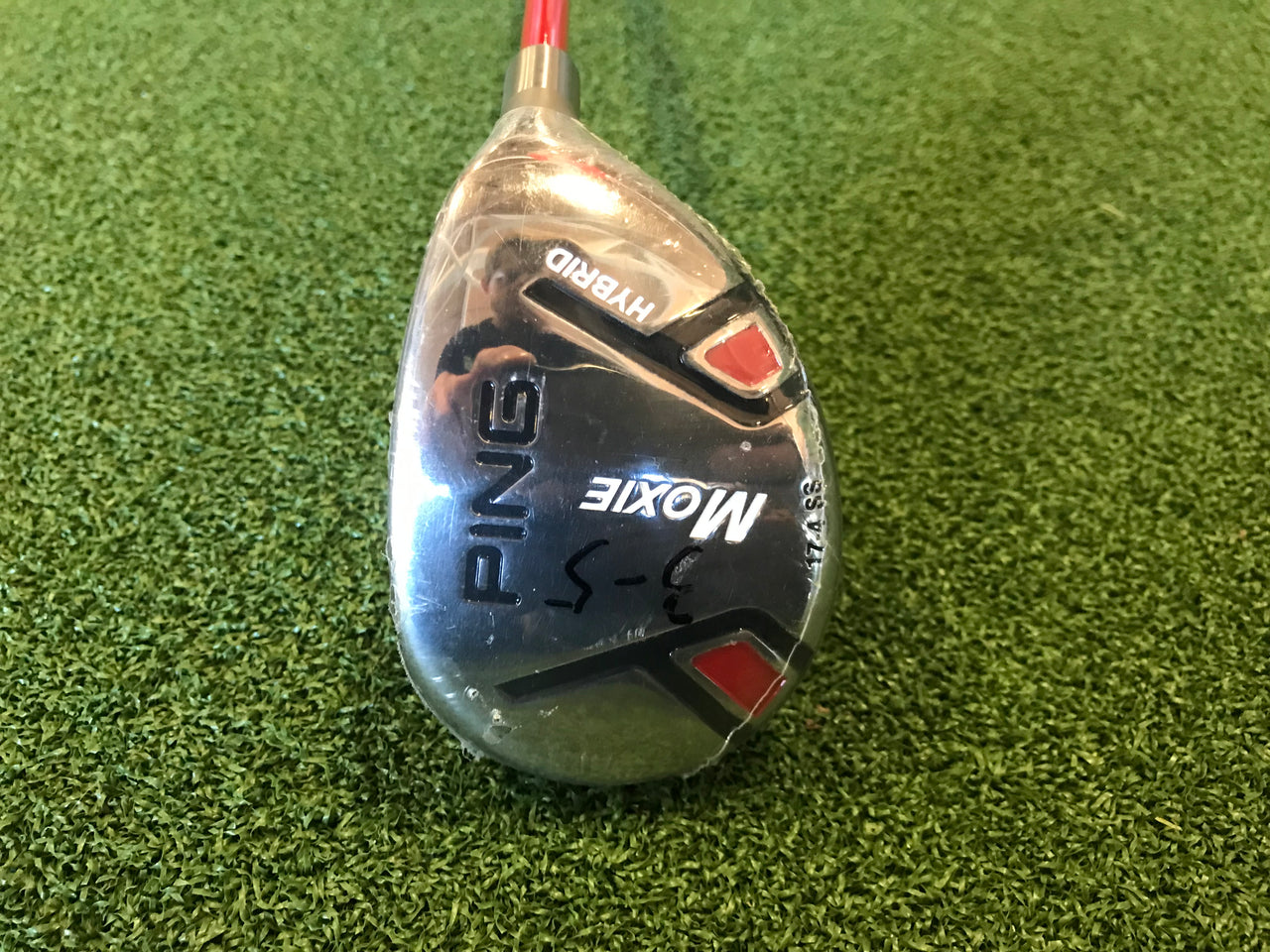 *New* Ping Moxie 27° Hybrid 3-5 Years Old