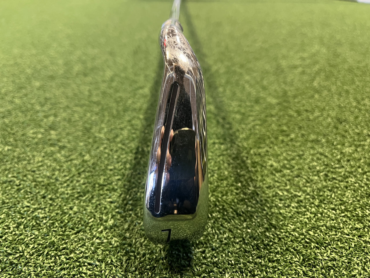 2022 TaylorMade Stealth Gloire 7 Iron *Like New*