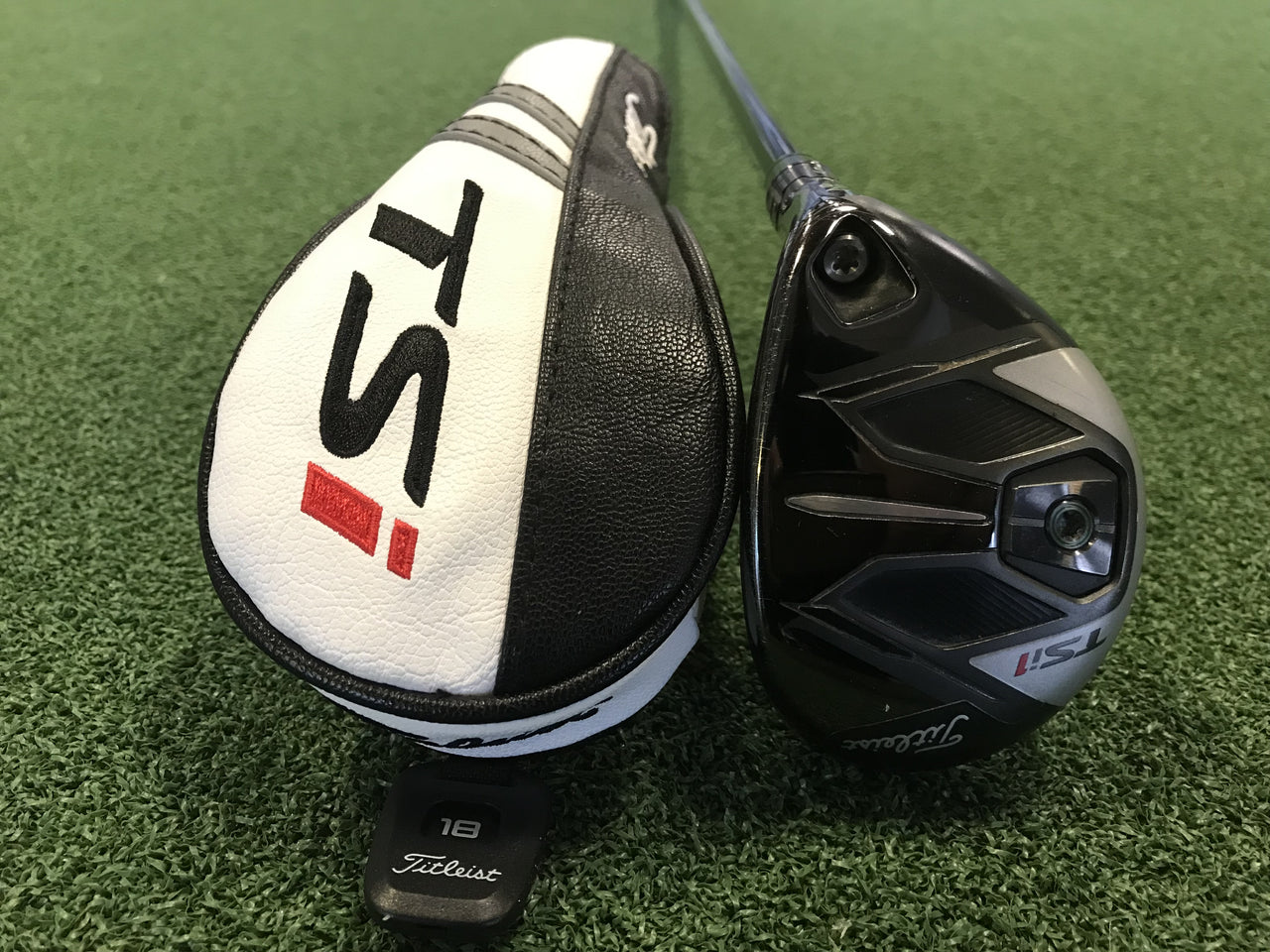 Titleist TSi1 29° 7 Hybrid With Headcover
