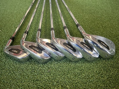 2022 Callaway Rogue ST Pro 5-9,Pw Iron Set *Like New*