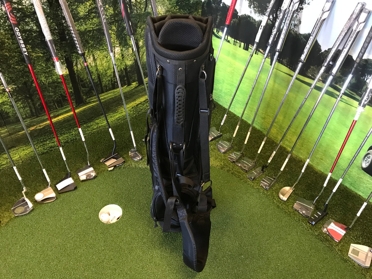 *New* Black 7-Way Stand Bag
