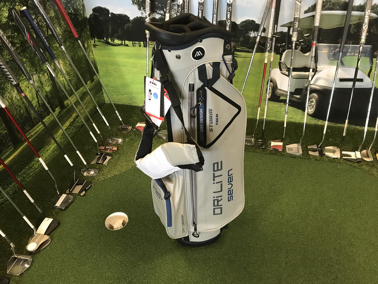 *New* Big Max Dri-Lite Seven Storm Tech Silver 4-Way Stand Bag *No Rain Cover*