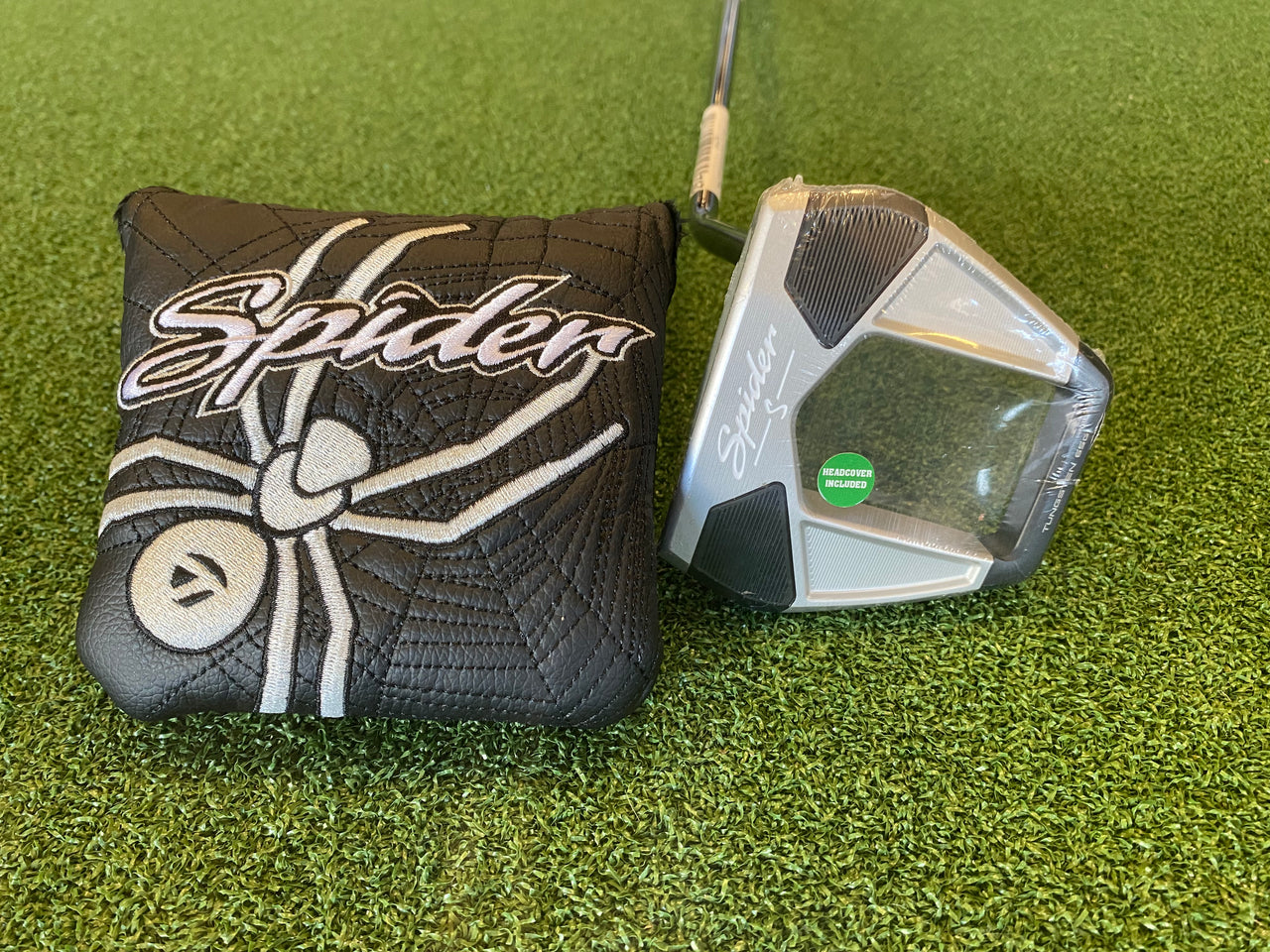 *New* 2020 TaylorMade Spider S 34" Putter With Headcover