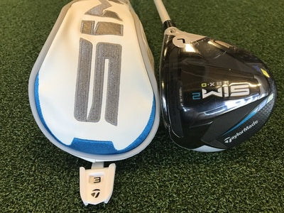 *New* TaylorMade Sim 2 Max D 16° Ladies 3 Wood With Headcover