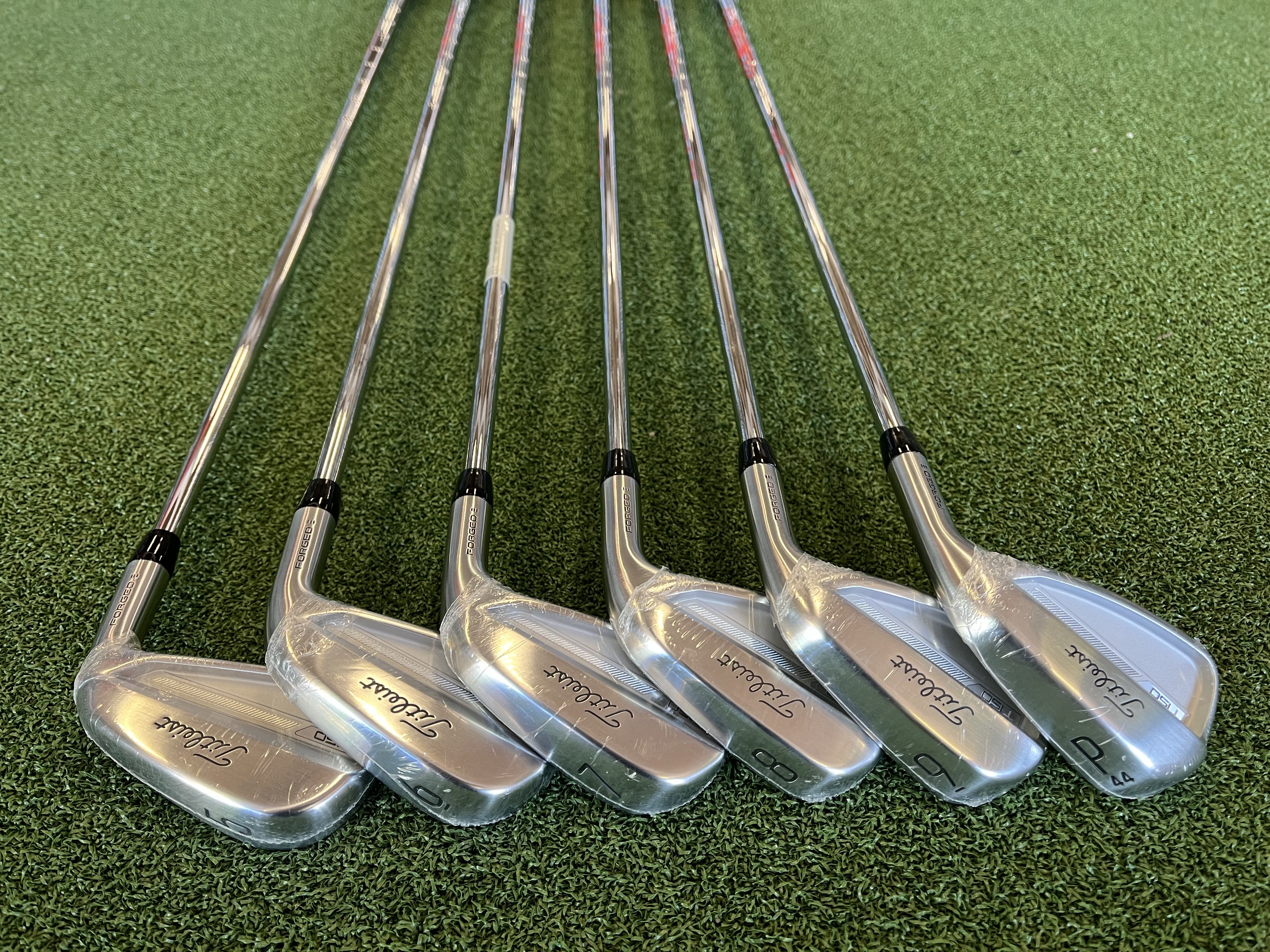 【専用】Titleist T150 2023 Modus X 6-PW/48 Titleist T150 2023 Iron Set 5-PW True Temper Dynamic Gold X