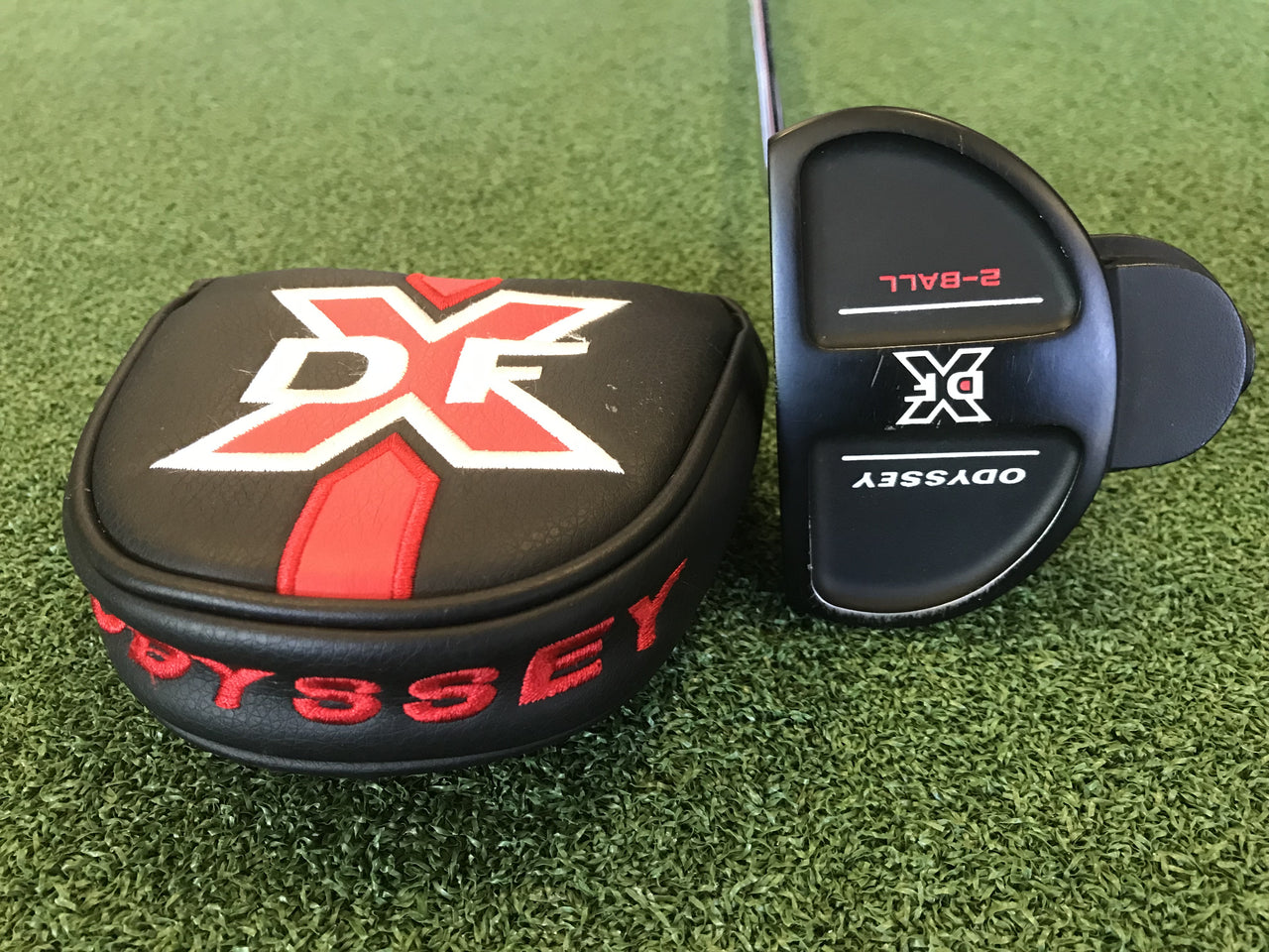 Odyssey DFX 2-Ball 34" Putter With Headcover *Excellent Condition*