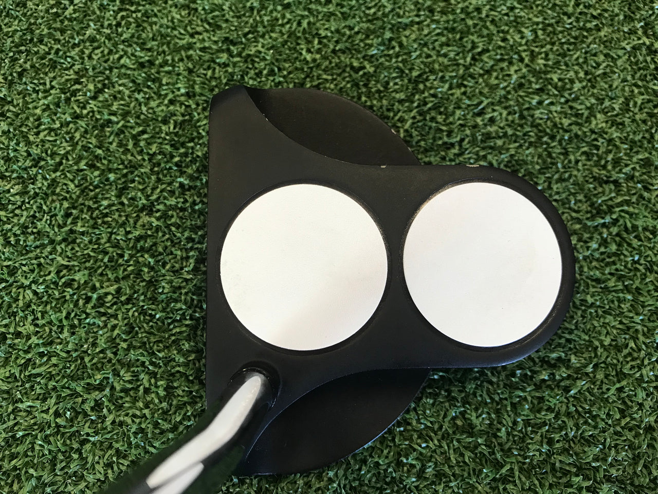 Odyssey DFX 2-Ball 34" Putter With Headcover *Excellent Condition*