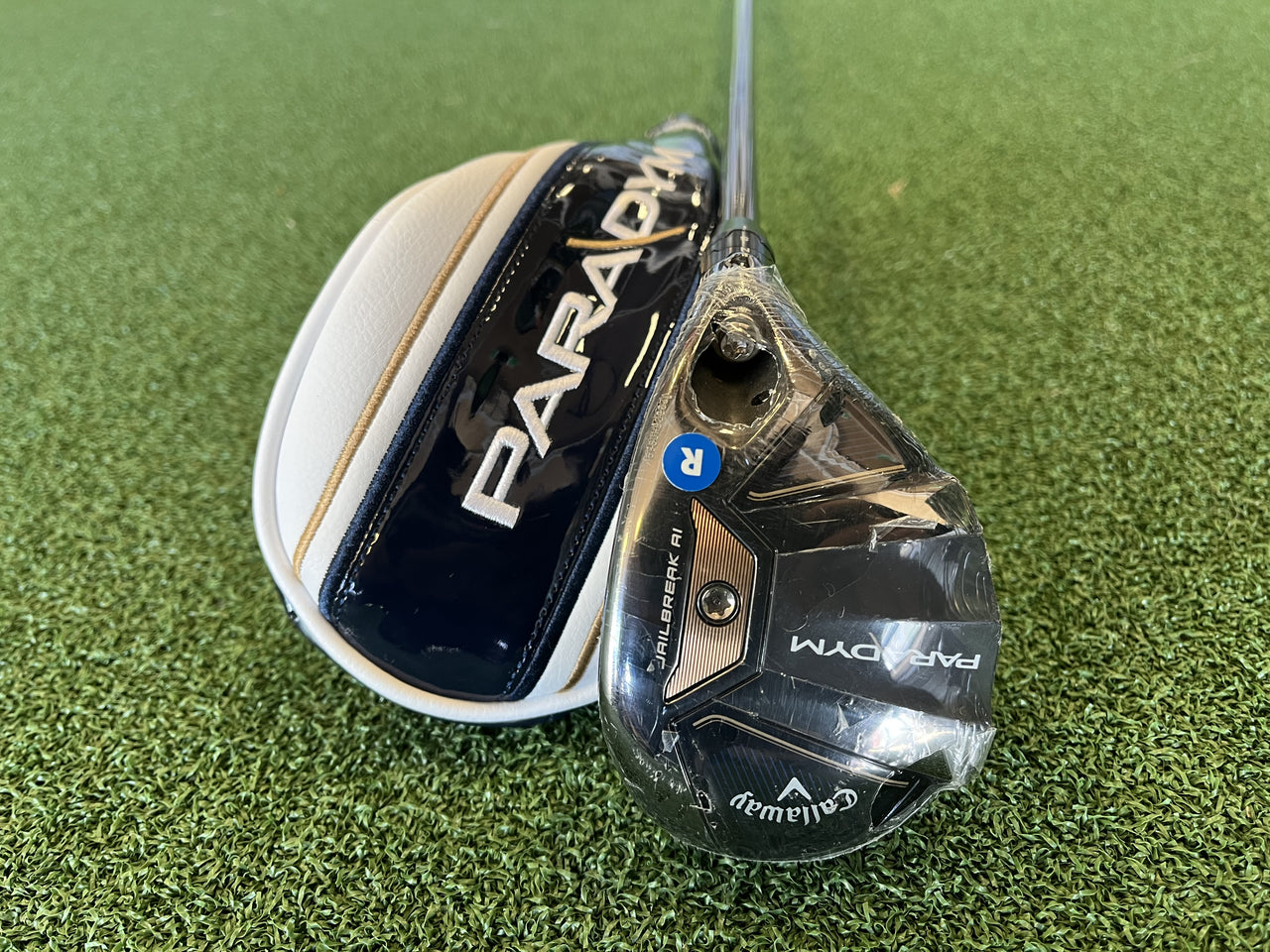 *New* 2023 Callaway Paradym 21° 4 Hybrid With Headcover