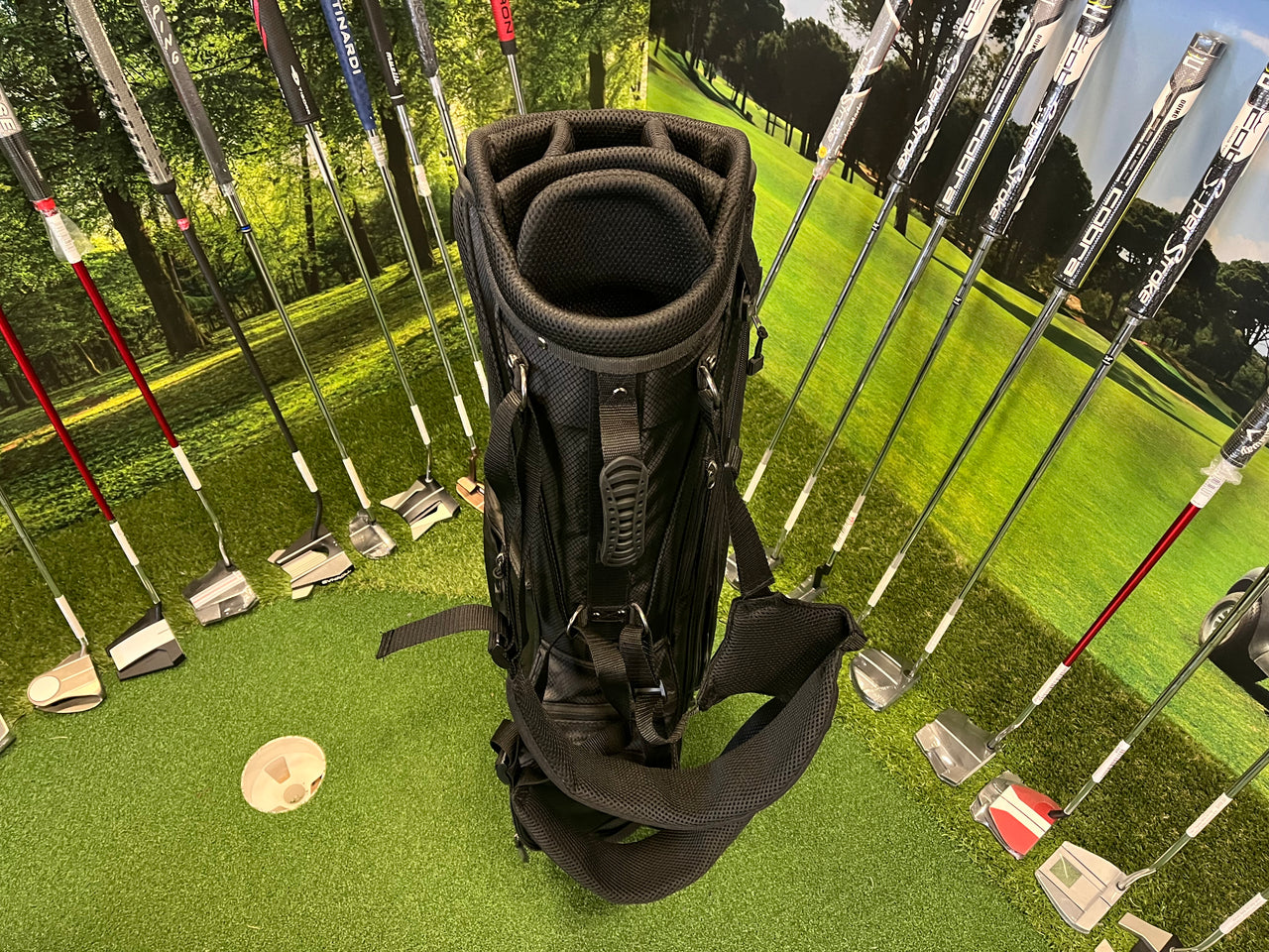 *New* Himal Black 7-Way Stand Bag