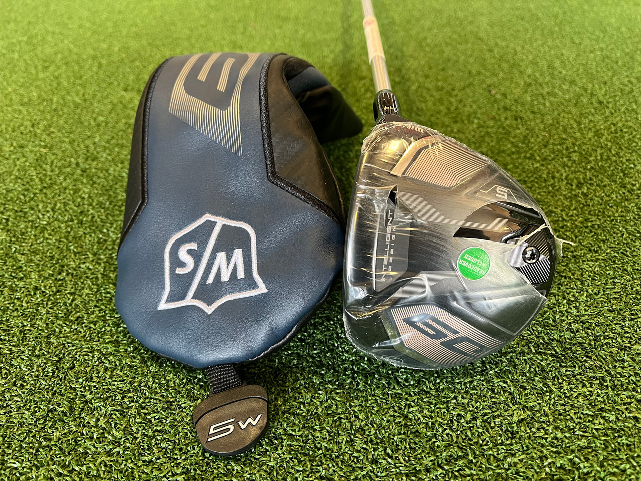 *New* Wilson D9 18° 5 Wood with Headcover