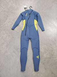 XCEL 8 Medium Wetsuit (Pen mark on leg) *Like New*