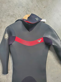 View Women Steamers Wetsuit Size Medium 4mm *Excellent Condition*