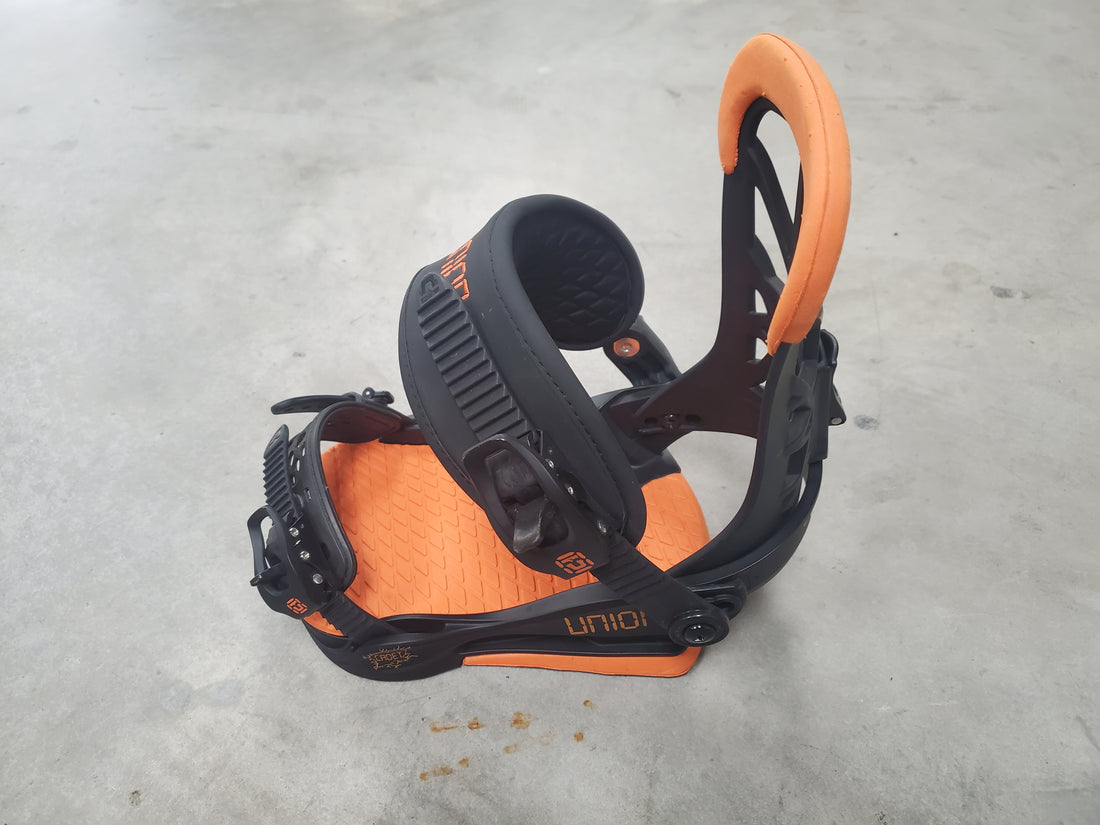 Union Small Snowboard Bindings *Like New*