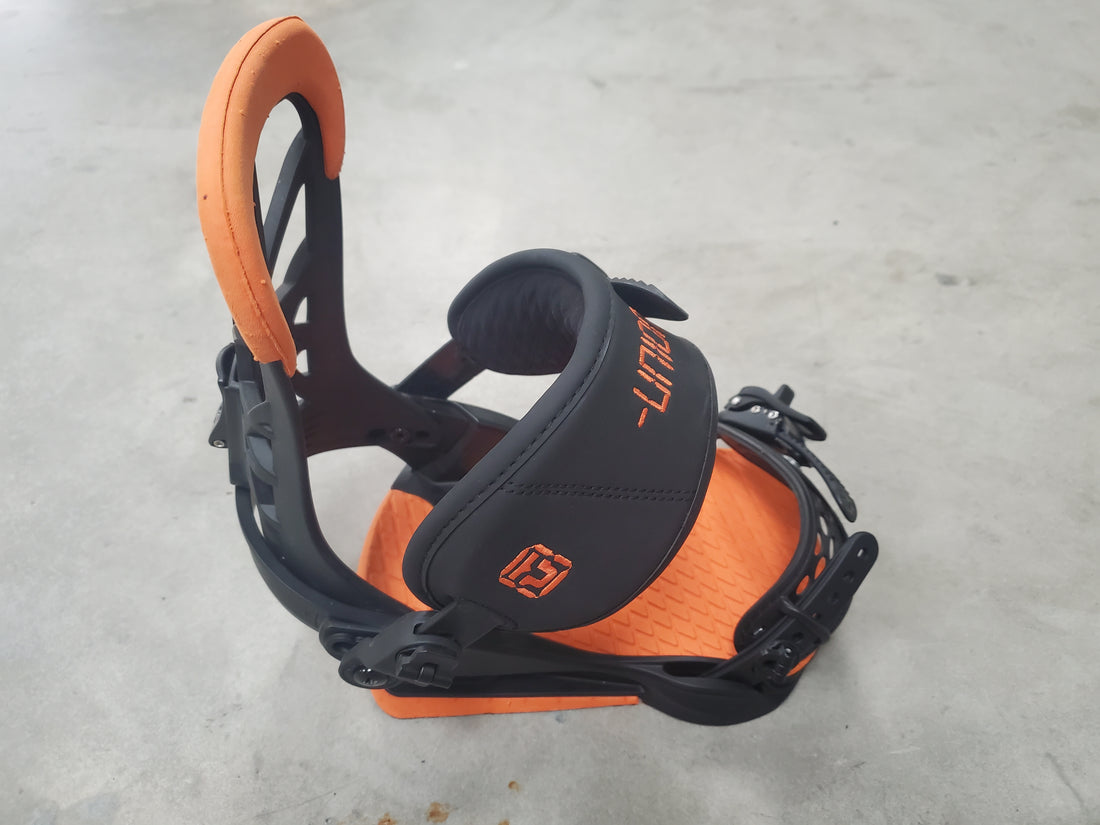 Union Small Snowboard Bindings *Like New*