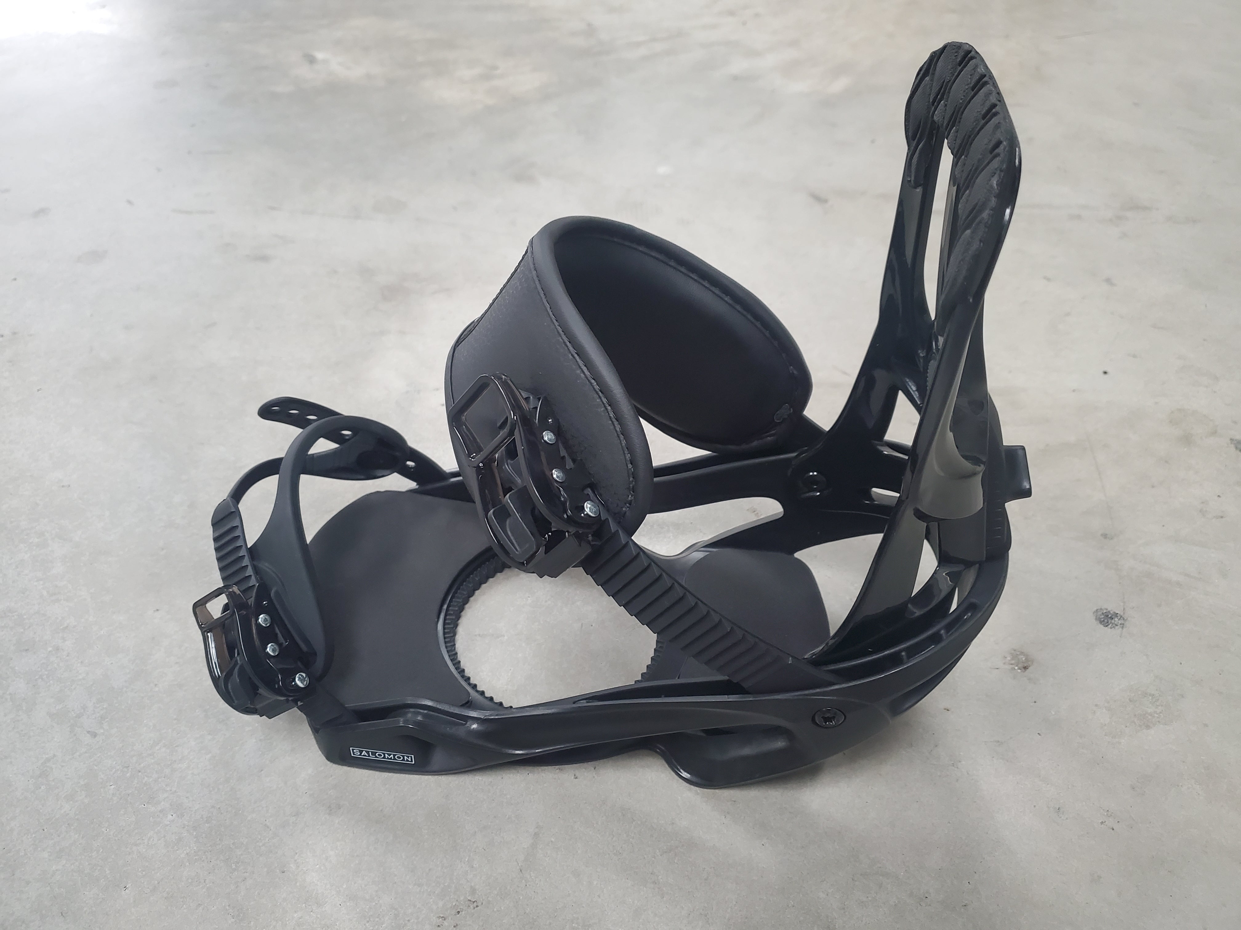 NEW* 2022 Salomon PACT Medium Snowboard Bindings