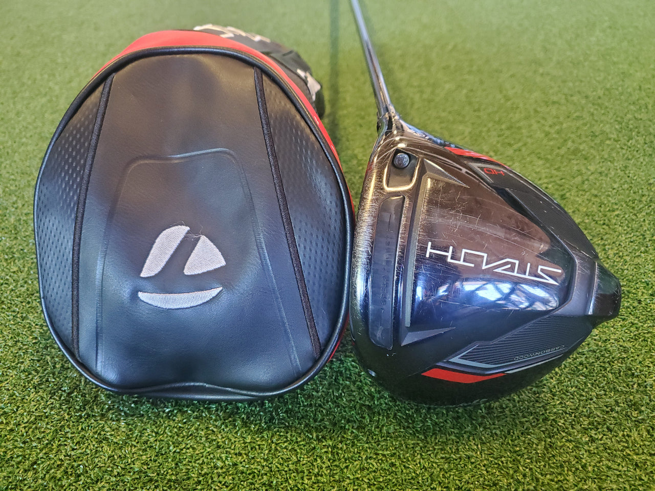 2022 TaylorMade Stealth HD 10.5° Driver With Headcover *Small amounts of coating off face*