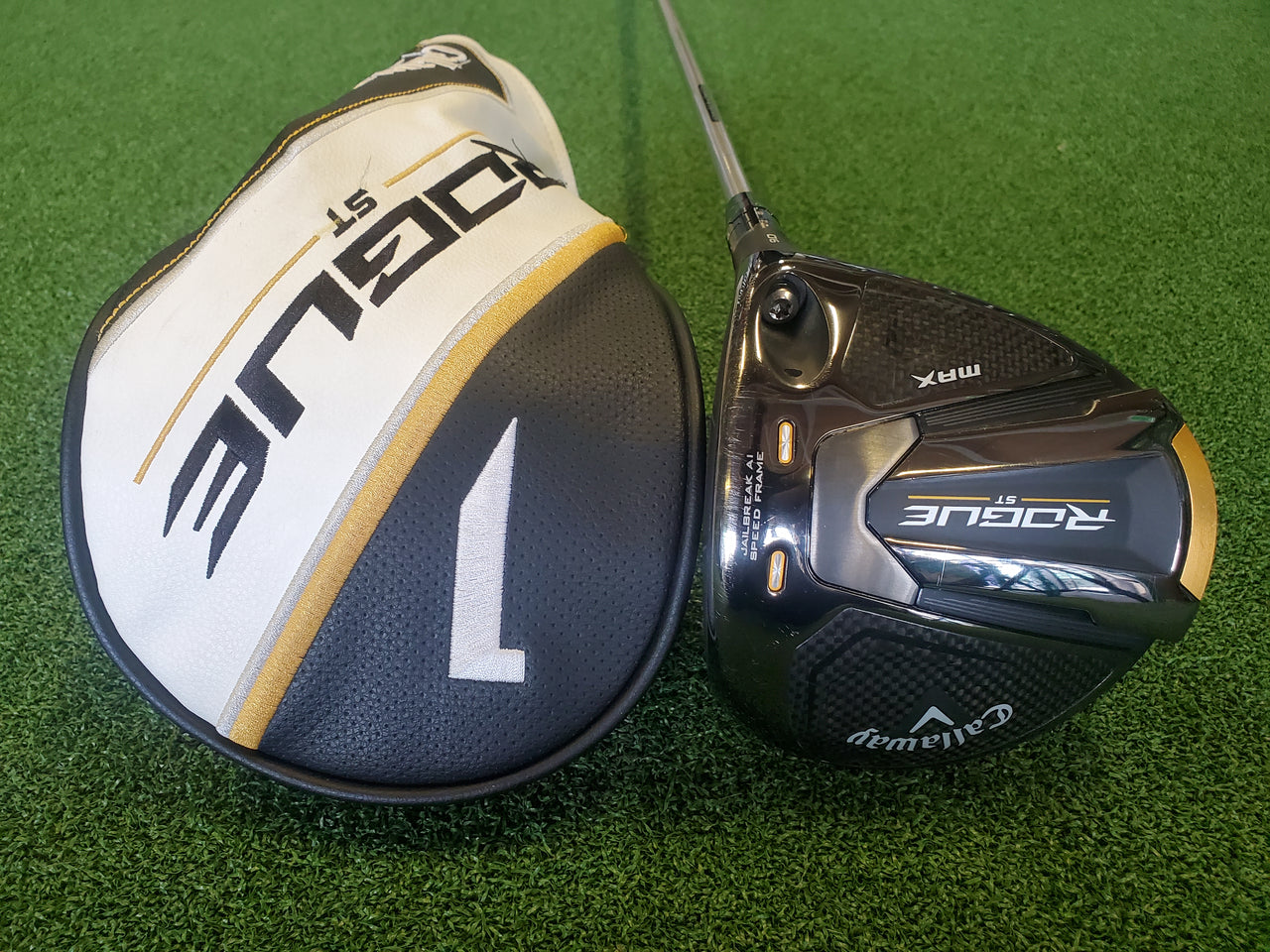 2022 Callaway Rogue ST Max 9° Driver With Headcover *Excellent Condition*