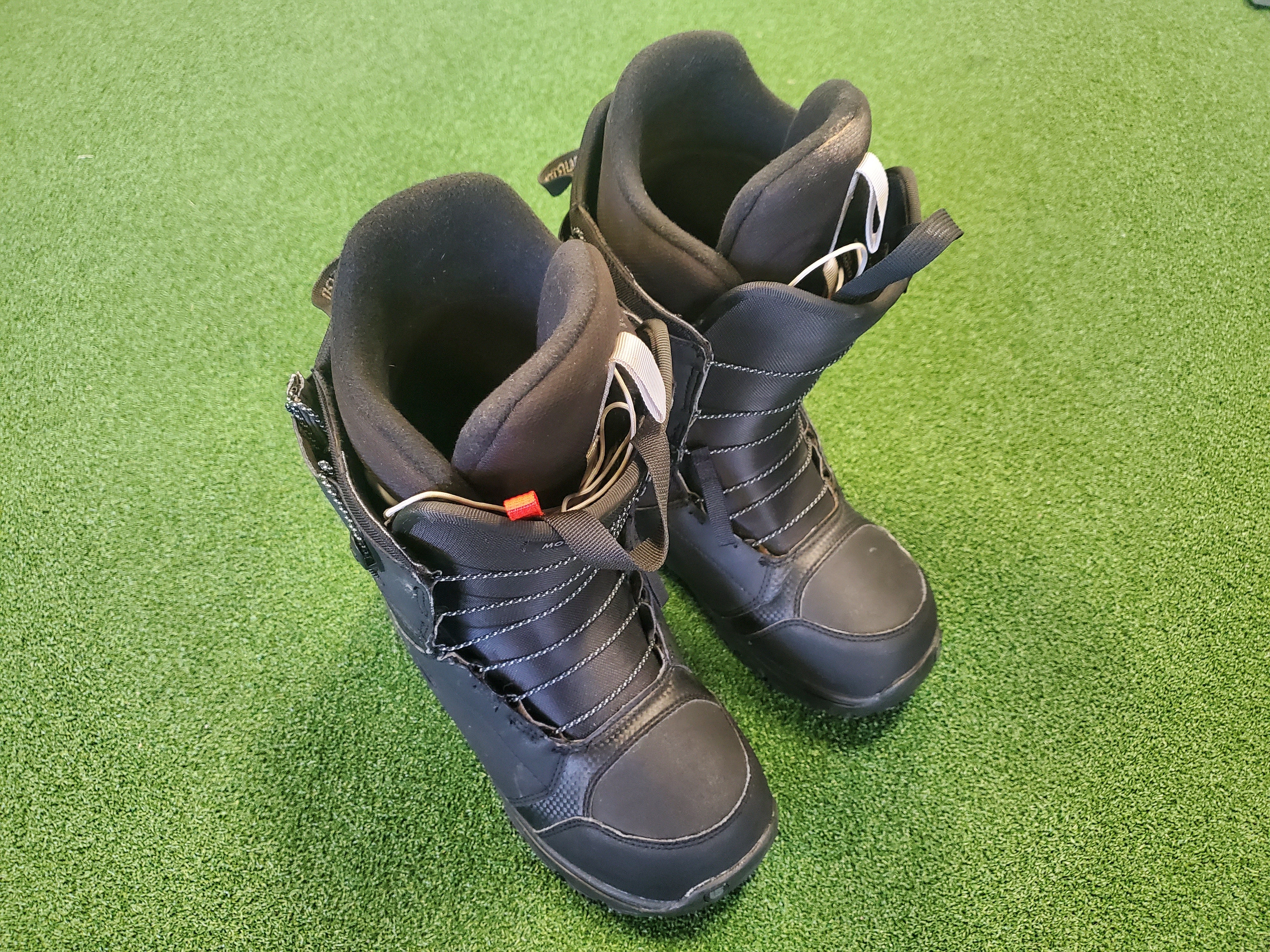 Burton Imprint 1 Snowboard Boots Quick Zone Adjustment