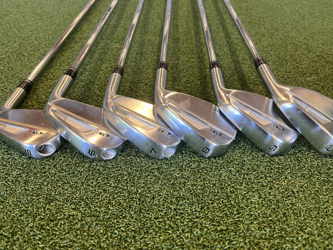 2022 Honma TW757B 5-9, PW Iron Set