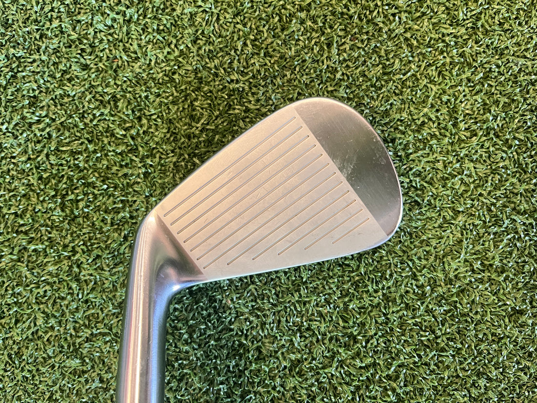 2022 Honma TW757B 5-9, PW Iron Set