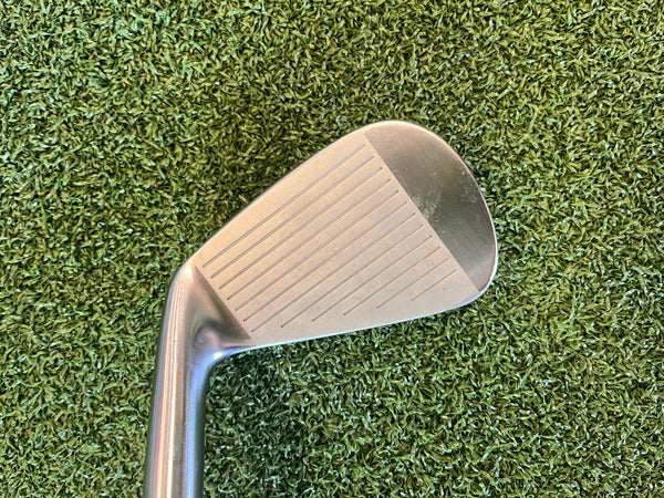 2022 Honma TW757B 5-9, PW Iron Set