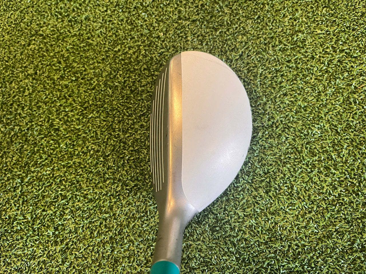 Ping Rhapsody 30° Ladies 6 Hybrid With Headcover