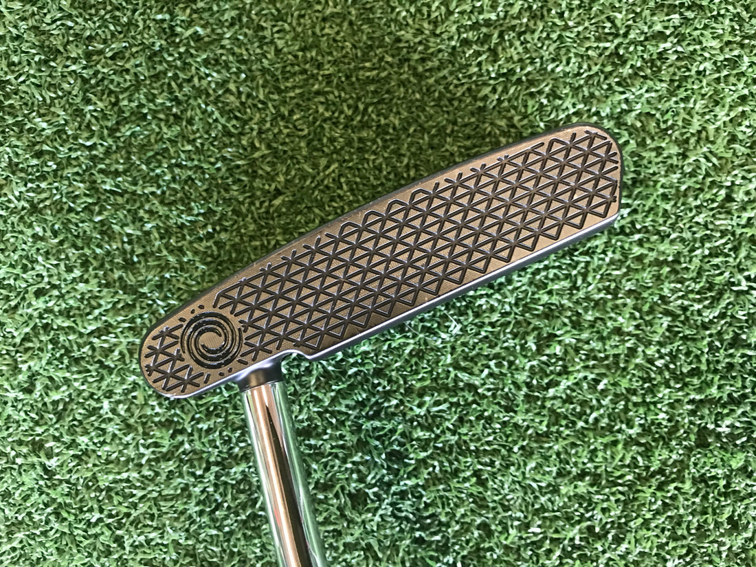 *Like New* 2022 Odyssey Toulon Design Chicago 34" Putter With Headcover
