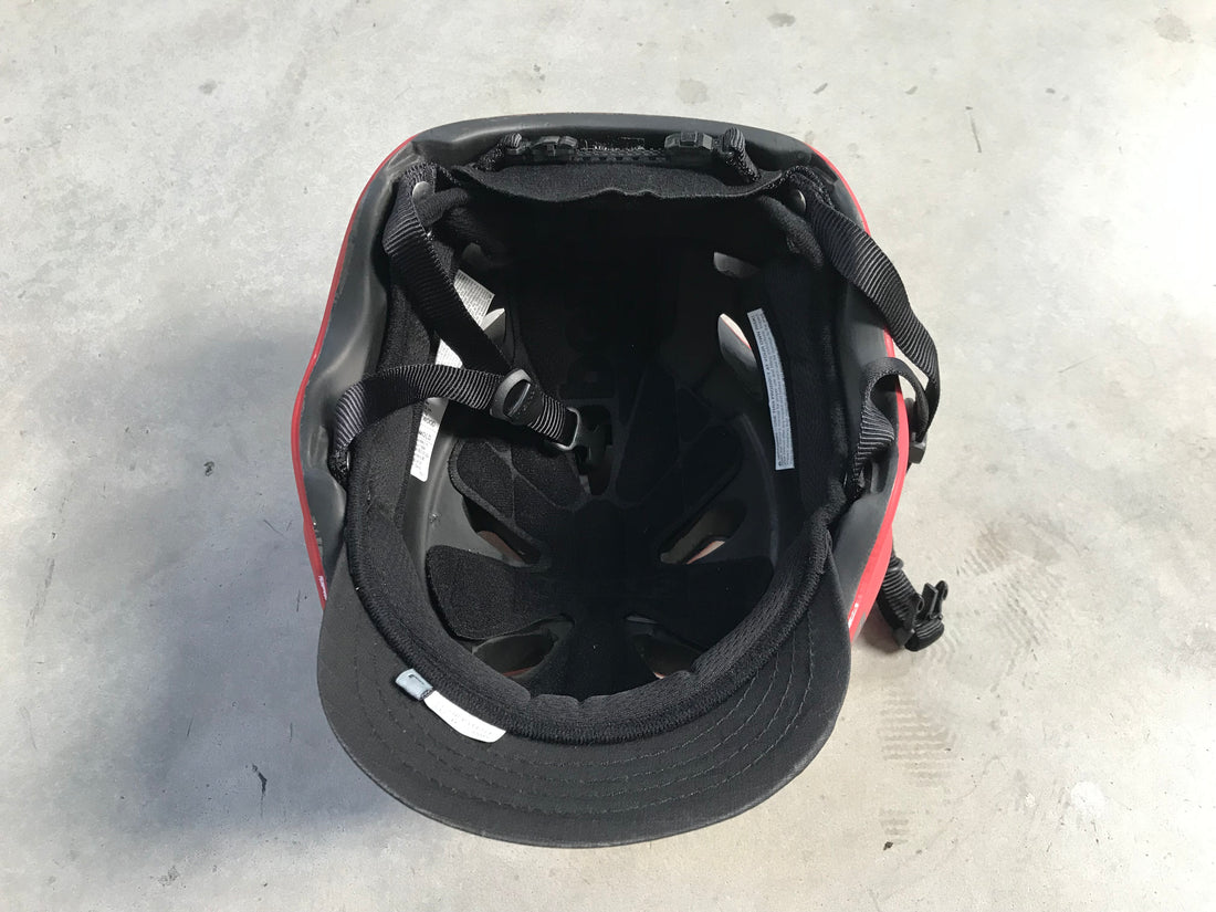 Bern Brentwood Mens Helmet *Excellent Condition*