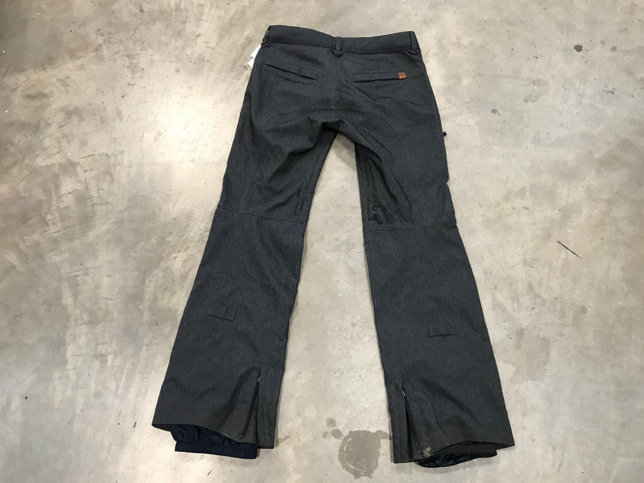 Burton Women's Snow Pants Size- Small *Like New*