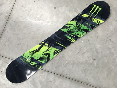 Monster 156cm Snowboard *Excellent Condition*