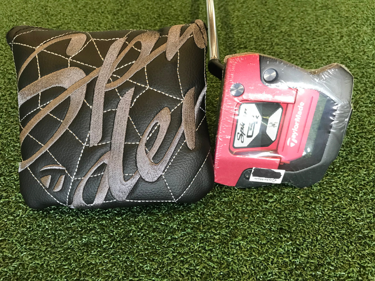 *New* 2023 TaylorMade GTx 34" Putter With Headcover