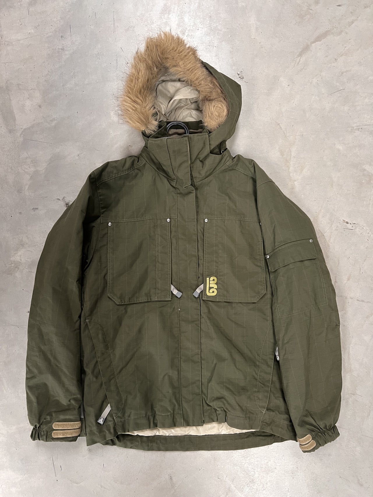 ARG Women's Size Small Snow Jacket *Excellent Condition*