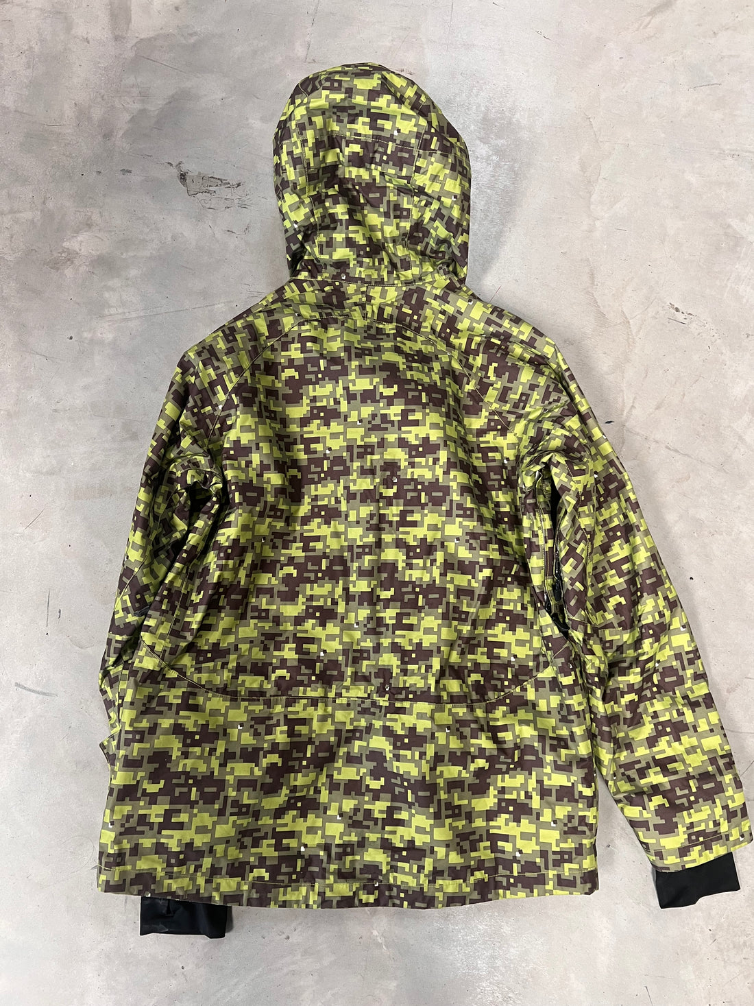 Columbia Mens Snow Jacket Size- Medium *Excellent Condition*