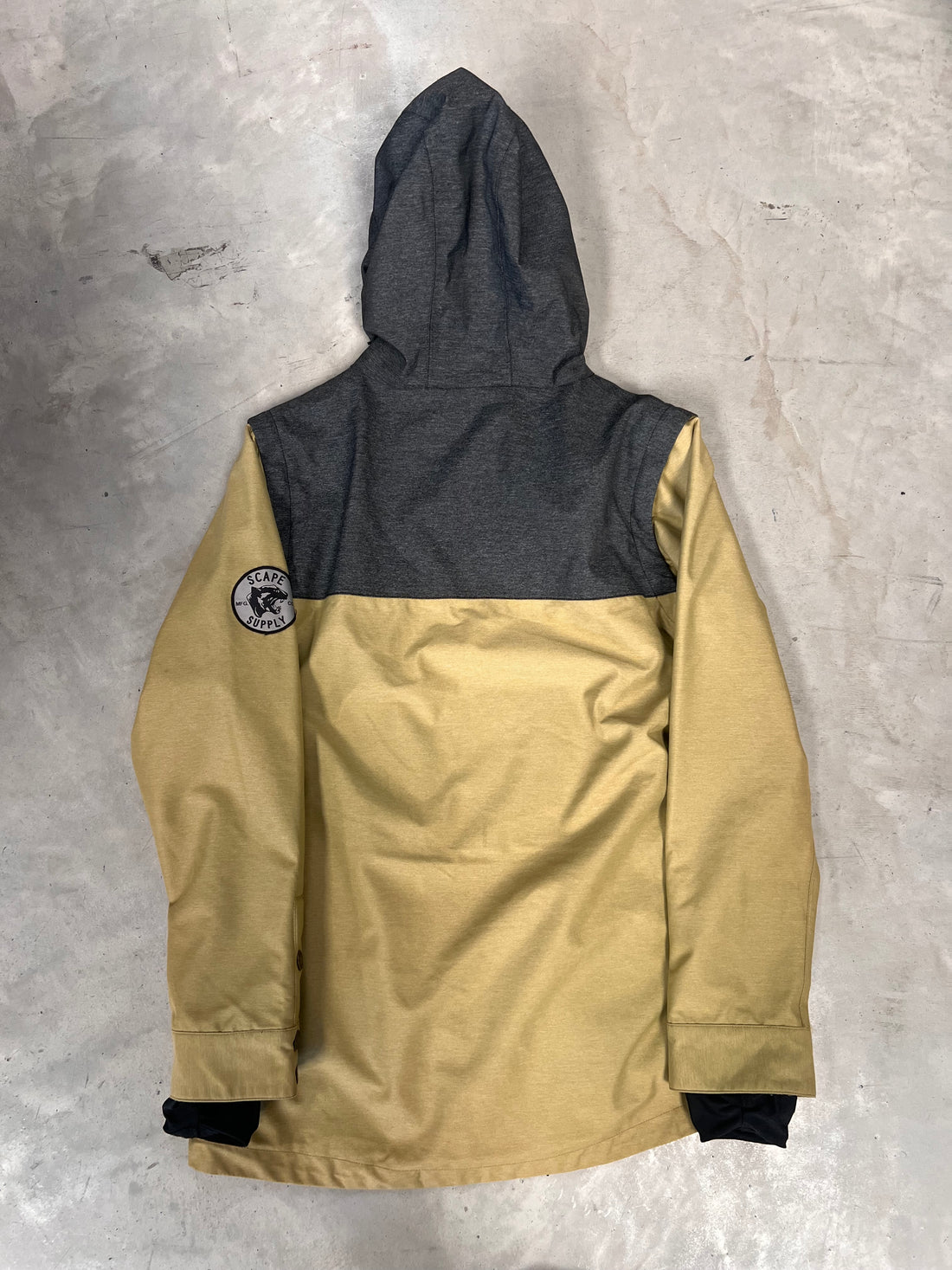 Scape Mens Snow Jacket Size- Large *Like New*