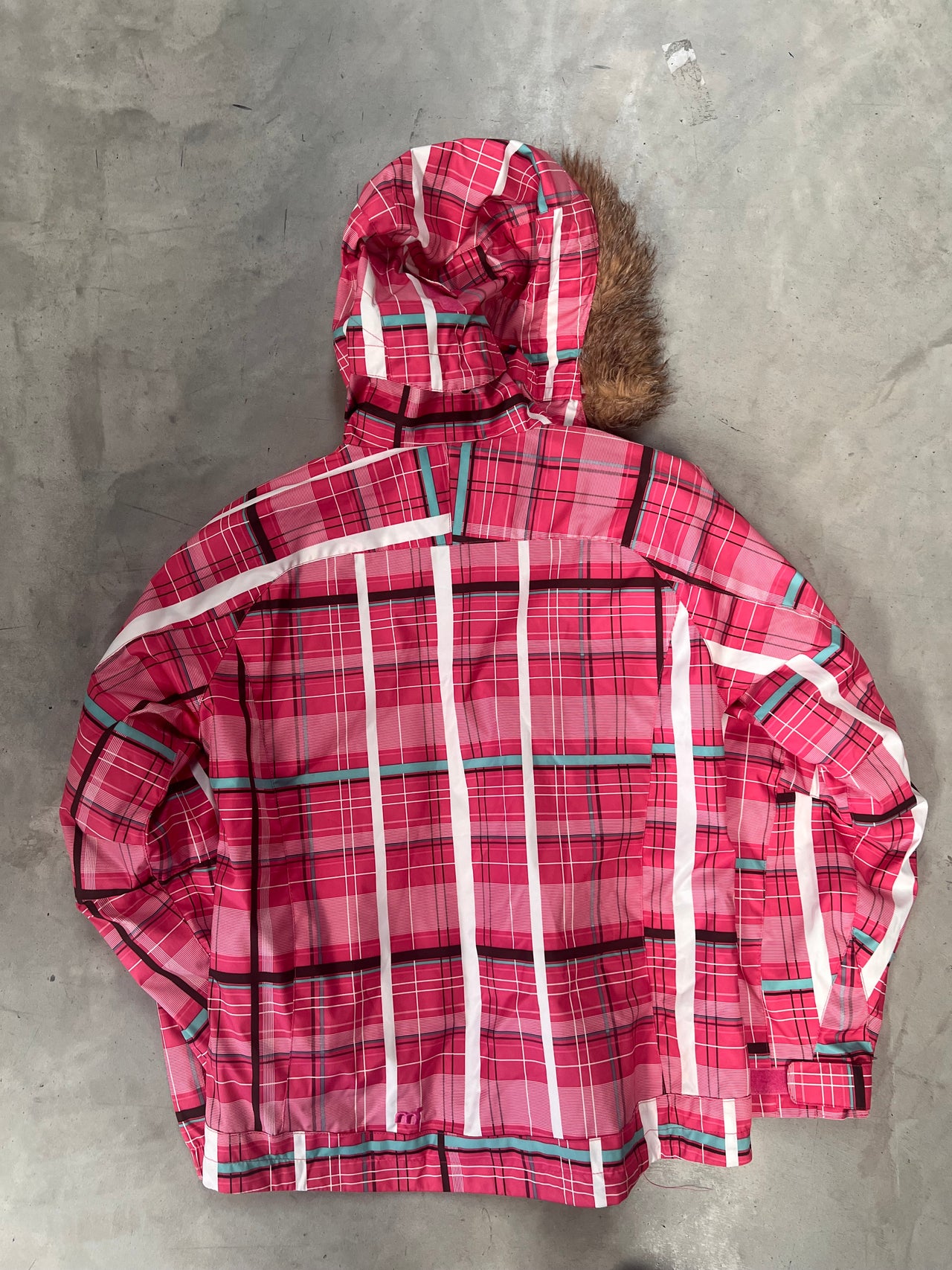 Mistral Childrens Snow Jacket Size - Medium *Like New*
