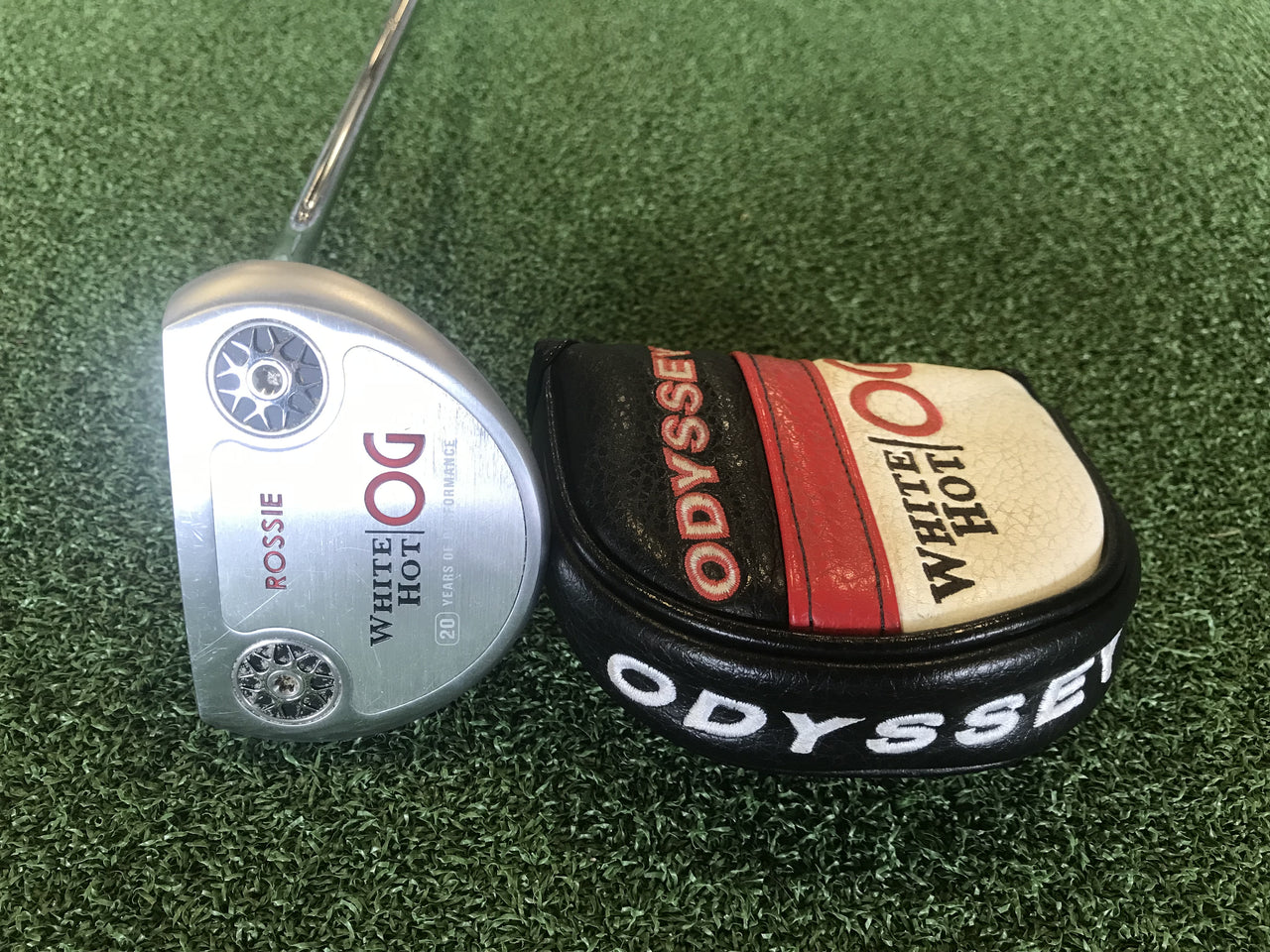 Odyssey White Hot OG Rossie 34" Putter With Headcover