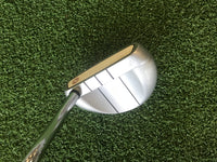 Odyssey White Hot OG Rossie 34" Putter With Headcover