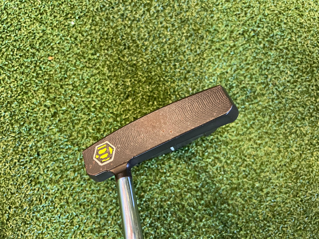 2018 Bettinardi BB39 34" Putter With Headcover