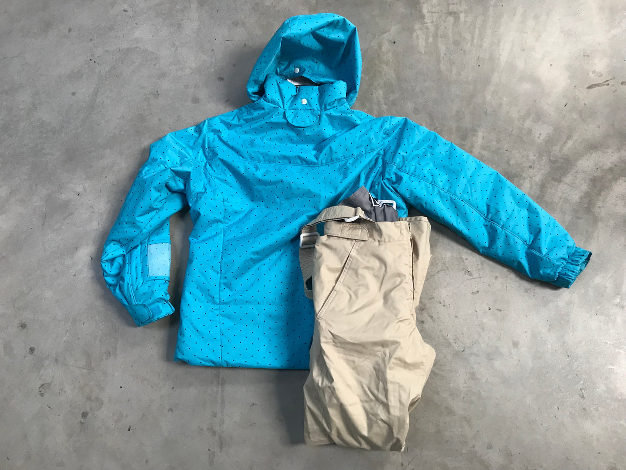 Goldwin Womens Ski / Snow Suit *Excellent Condition*
