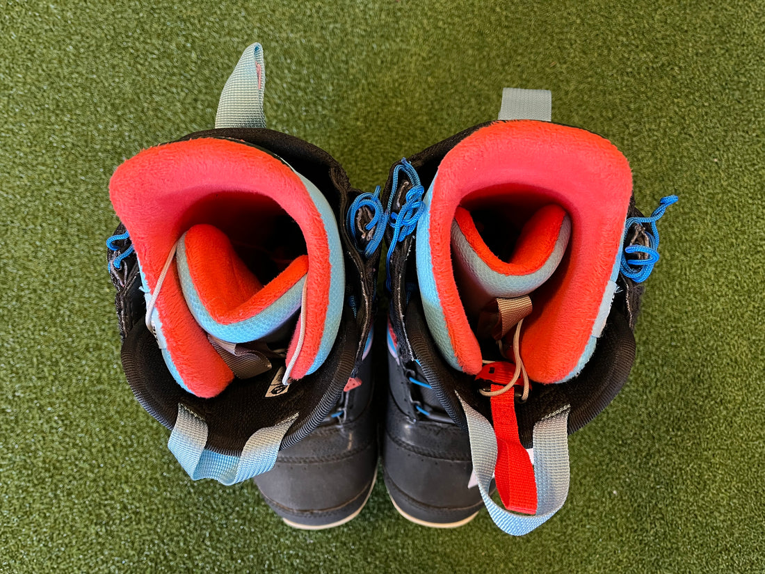 Burton Mint 22.5cm US5.5 Snowboard Boots with Speed Lacing *Excellent Condition*