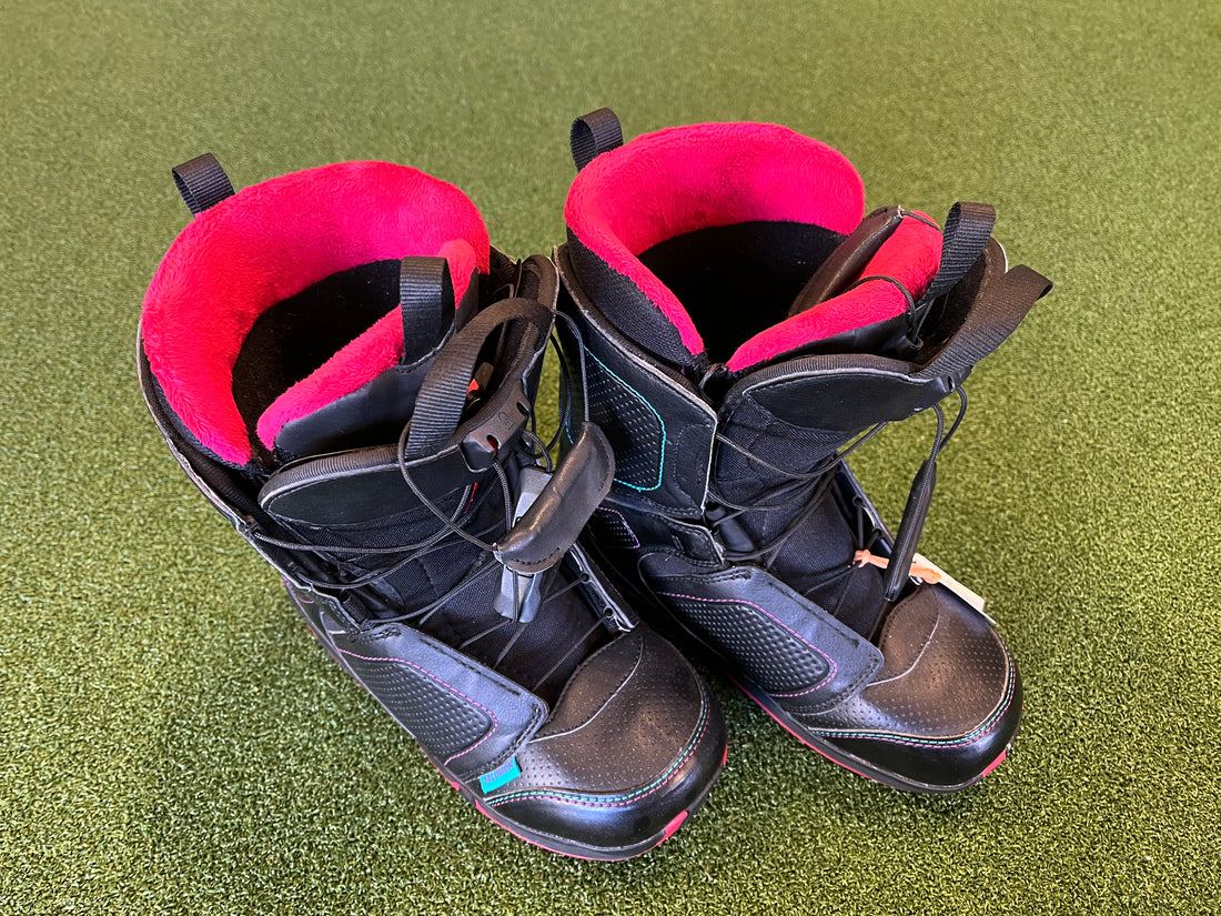 Salomon Pearl 23.5cm US6.5 Snowboard Boots with Speed Lacing *Excellent Condition*