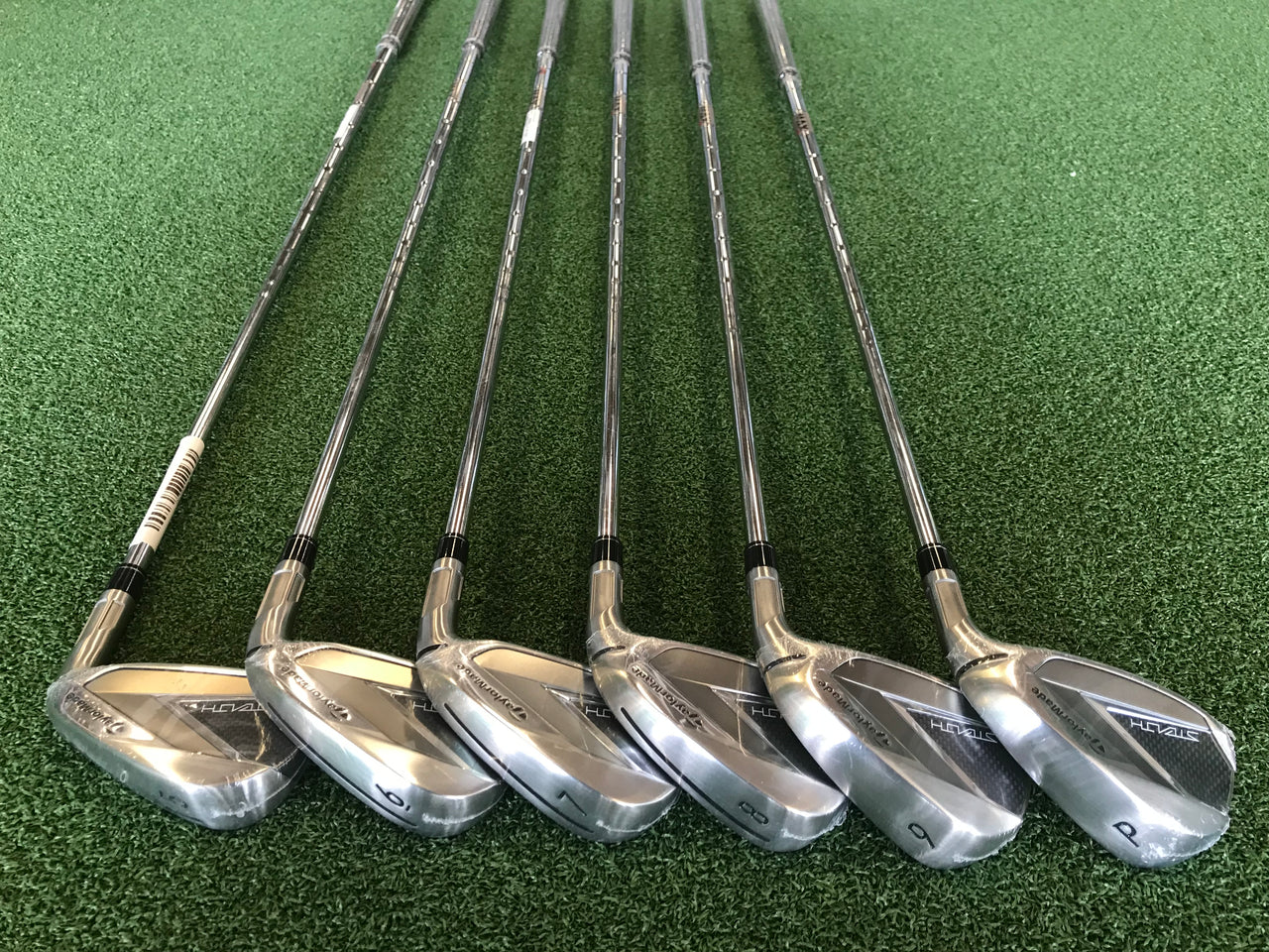 *New* 2022 TaylorMade Stealth 5-9, Pw Iron Set