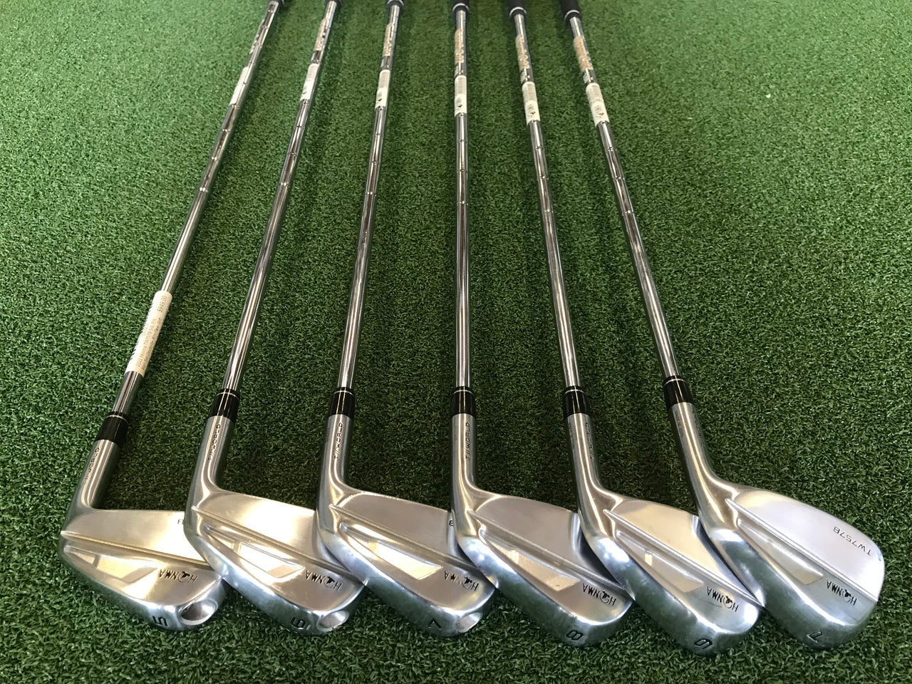 2022 Honma TW757B 5-9, PW Iron Set
